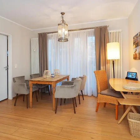 アパート Kaiservillen - Mit 2 Schlafzimmer Und Terrasse Dr2 ゼーバート・ヘリングスドルフ